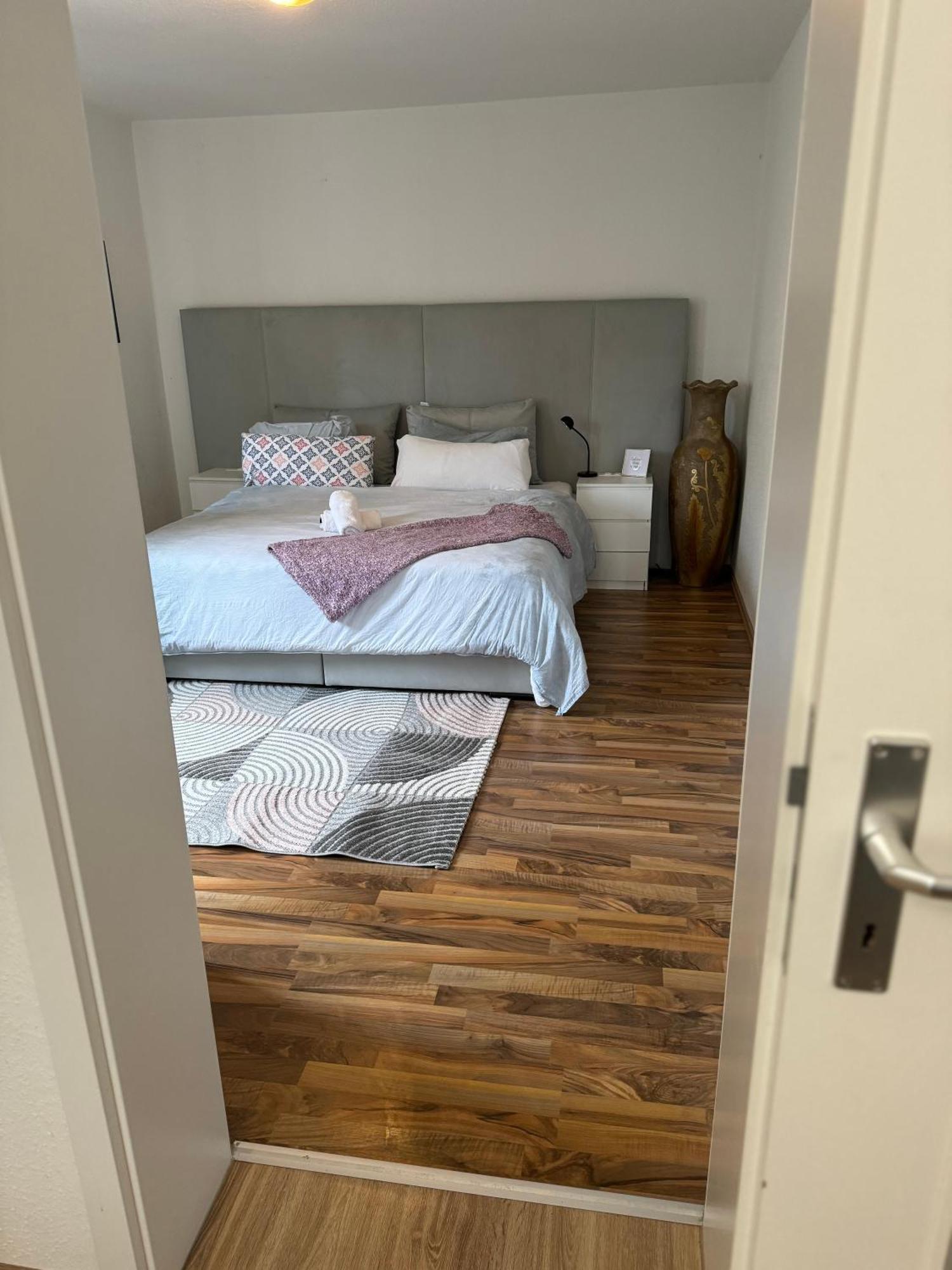 Dortmunder Erdgeschoss-luxusloft Mit Grossen Balkon, Netflix Und 250 Mbytes Highspeed Wifi Apartment