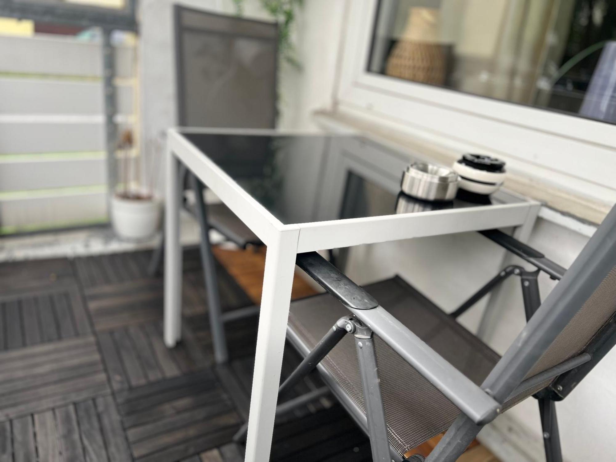 Dortmunder Erdgeschoss-luxusloft Mit Grossen Balkon, Netflix Und 250 Mbytes Highspeed Wifi *