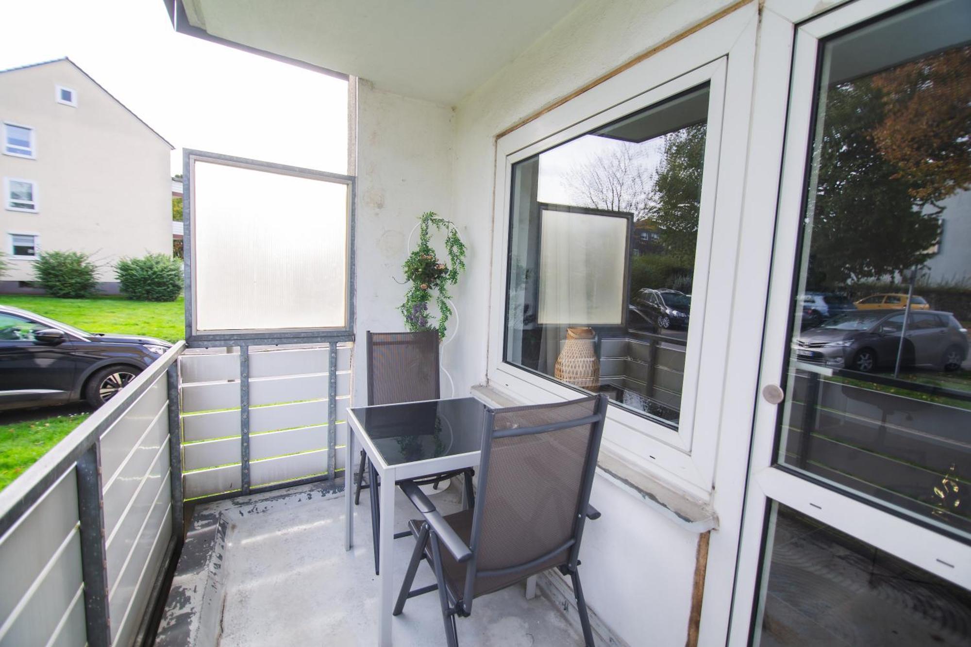 Dortmunder Erdgeschoss-luxusloft Mit Grossen Balkon, Netflix Und 250 Mbytes Highspeed Wifi Apartment Wilhelmshohe
