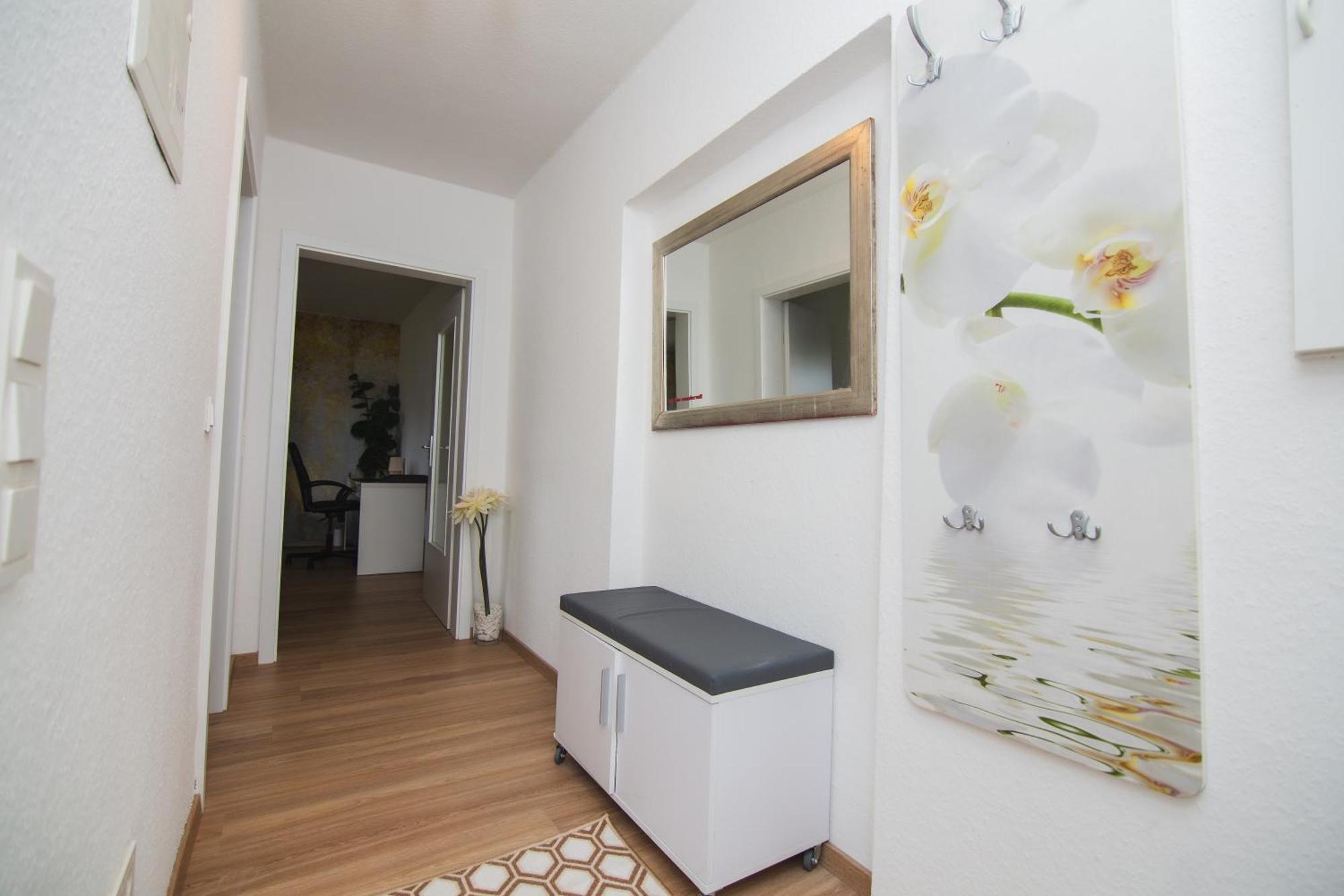 Dortmunder Erdgeschoss-luxusloft Mit Grossen Balkon, Netflix Und 250 Mbytes Highspeed Wifi Apartment Wilhelmshohe